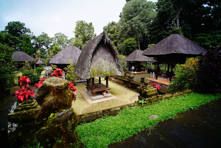 Pura Luhur Batukaru temple off the beaten track in Bali