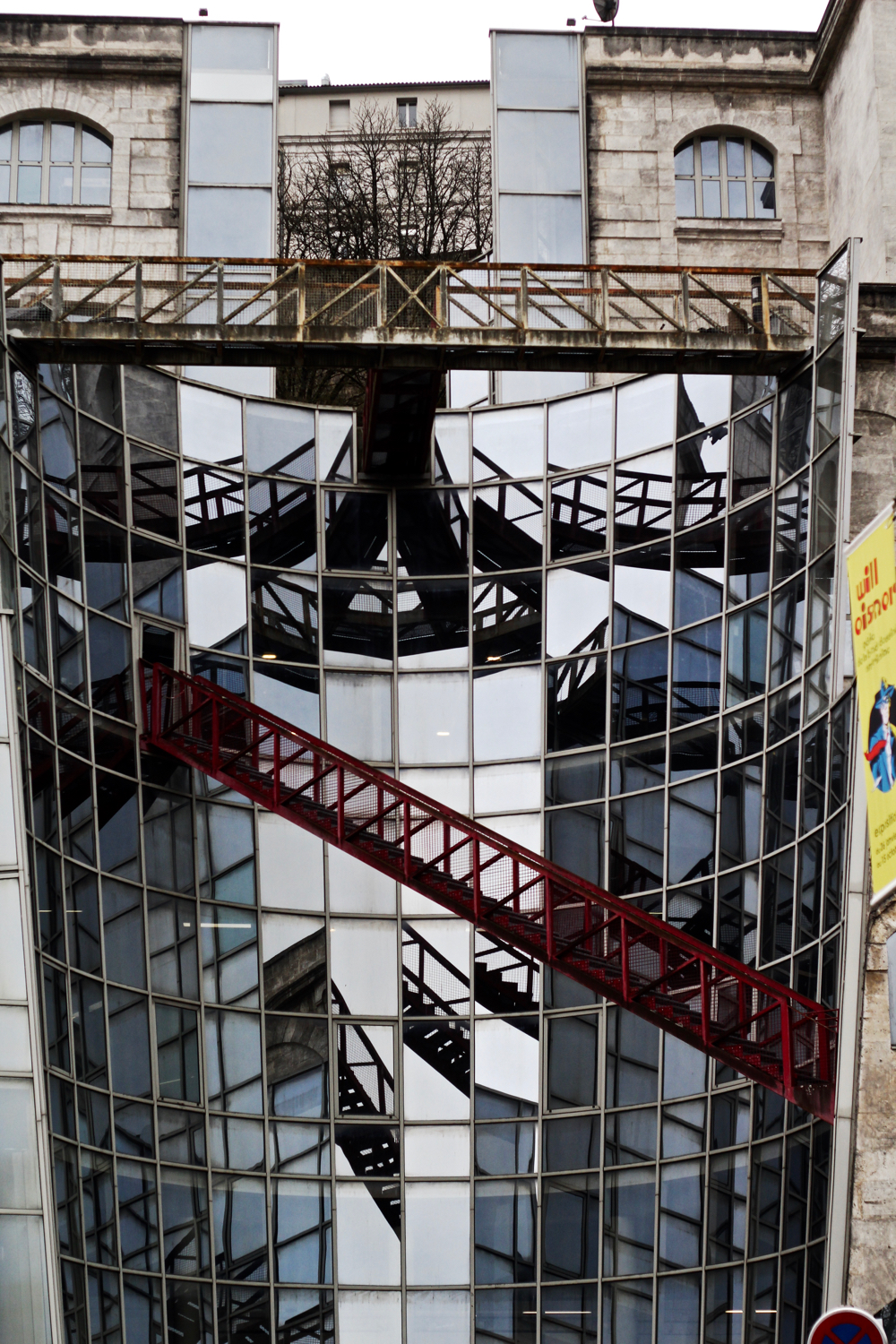 BLOG_MODE_STYLE-homme-masculin-angouleme-musee-de-la-bd-bande-dessinee-elegant-veste-balibaris-tartan-cardigan-agnesb-boots-dries-van-noten-fashion - 3