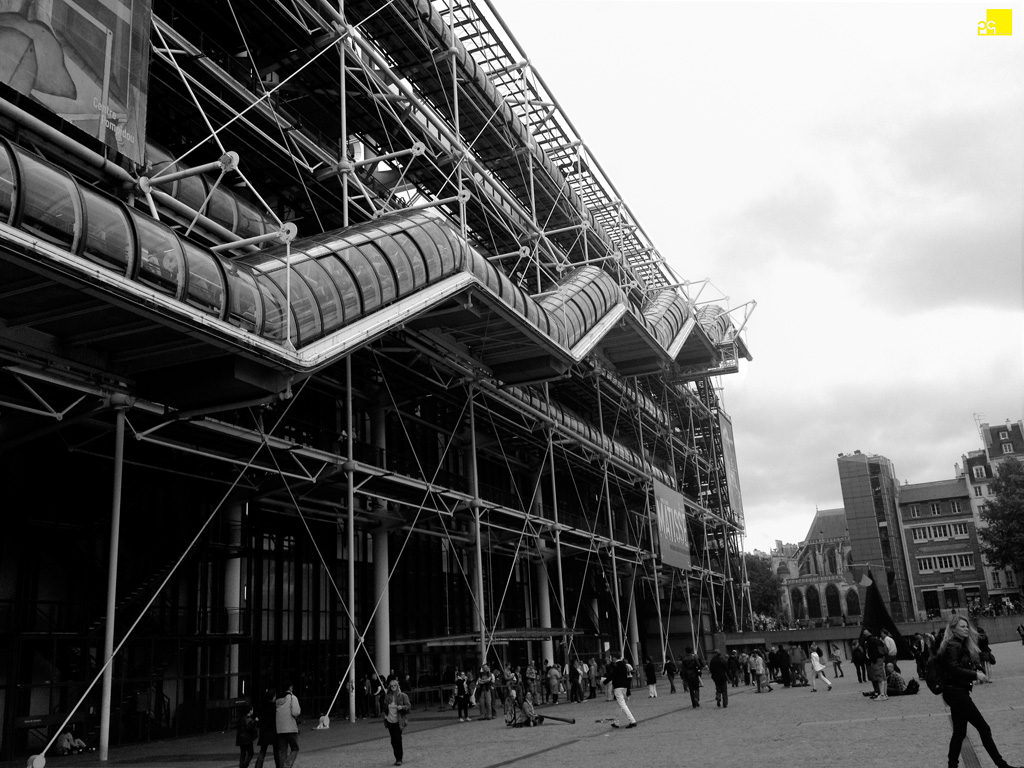 I sit and wonder….: Free Parisian Wallpaper