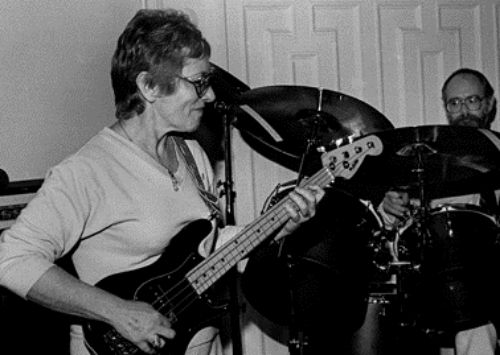 Carol Kaye How To Play The Electric Bass Pdf Torrent Carol Kaye How To Play The Electric Bass Pdf Torrent