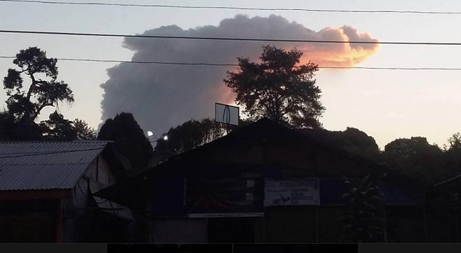 Foto: Gunung Sinabung 3 Juli 2016 Ngamuk Lagi Foto: Gunung Sinabung 3 Juli 2016 Ngamuk Lagi