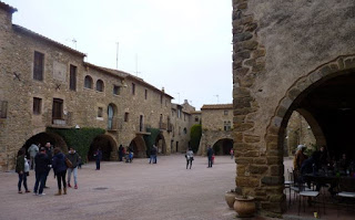 Monells, provincia de Girona. Monells, provincia de Girona.