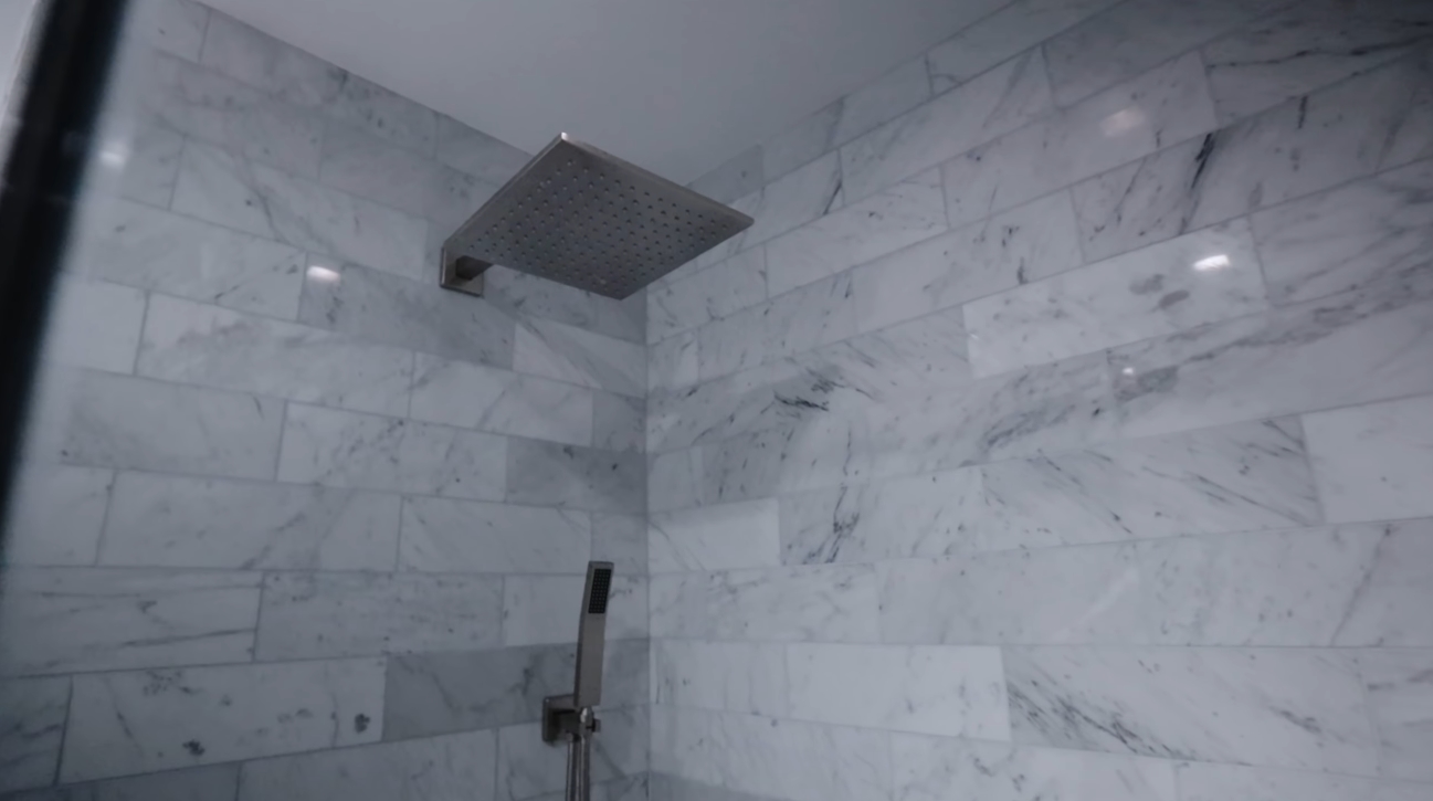 23 Photos vs. 400 Walker Dr, Beverly Hills Home Interior Design Tour