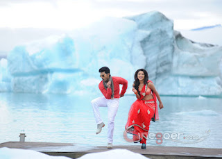 Amala Paul in Red Saree from Nayak Movie