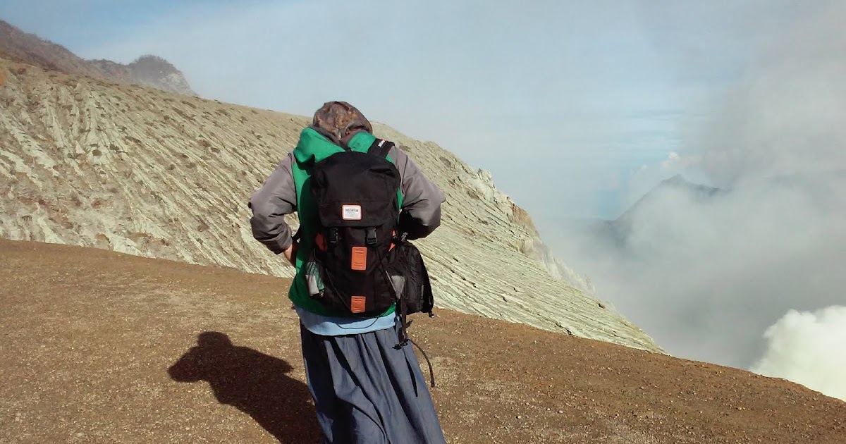 Журналист путешественник. Travel sharing. Люди в путешествии. Туризм. Семья путешествует.