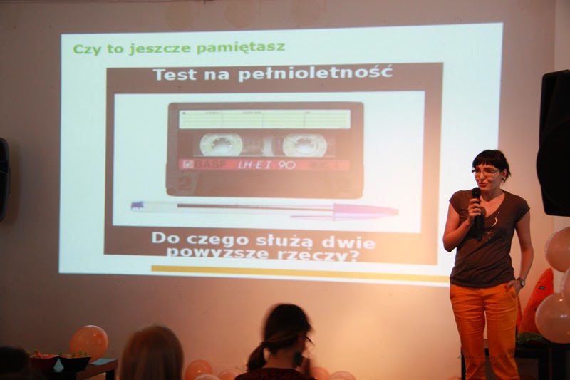 urodzinowe spotkanie Geek Girls Carrots Łódź, prelekcja, wystapienie kobiety, 6 dzielnica