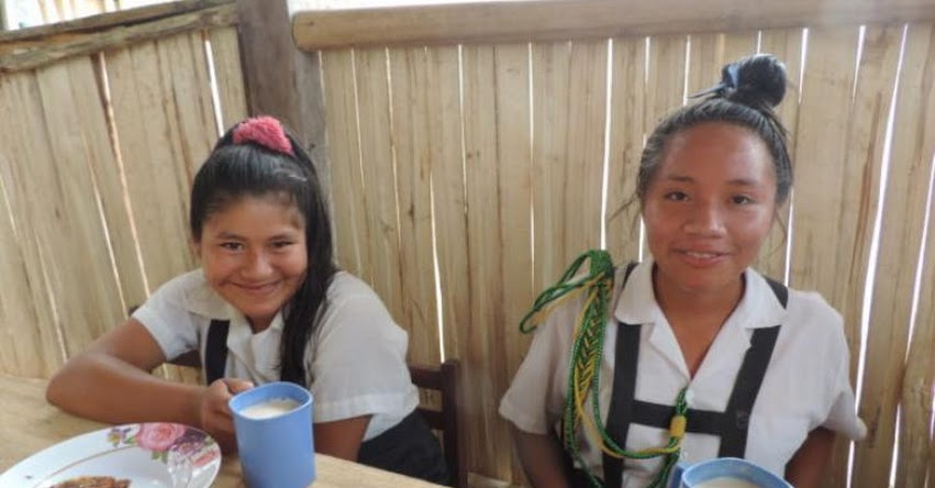 QALI WARMA: Jóvenes de comunidades nativas de Junín reciben desayuno y almuerzo durante jornada escolar - www.qaliwarma.gob.pe QALI WARMA: Jóvenes de comunidades nativas de Junín reciben desayuno y almuerzo durante jornada escolar - www.qaliwarma.gob.pe