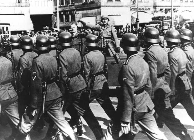 1 September 1940 worldwartwo.filminspector.com Amsterdam military parade Wehrmacht