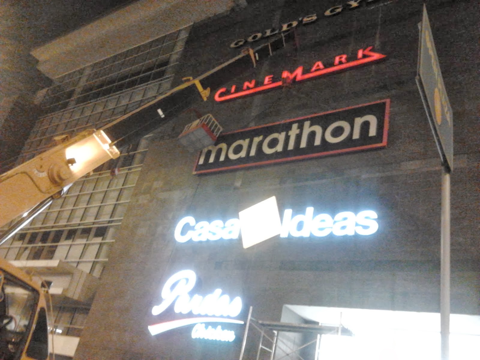 marathon - LETRERO ILUMINADO DE MARATHON