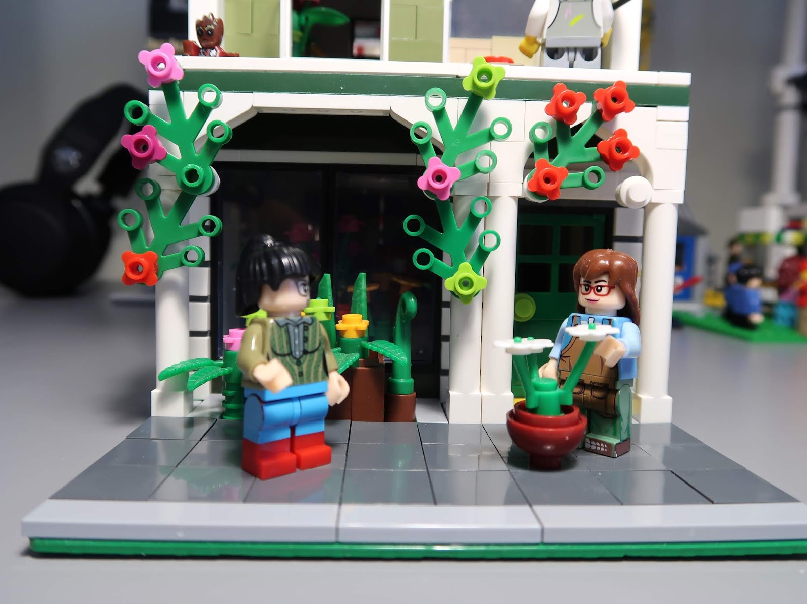 Bricks And Figures Flower Shop Building Moc Update