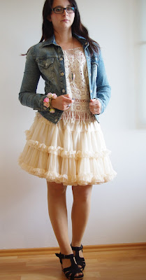 How to style a Petticoat - Teil 6: Crochet Top & Jeans Jacket