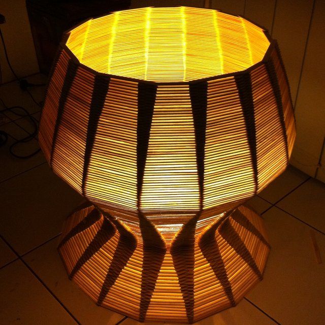 Inilah berbagai aneka kreasi lampu hias terbuat dari stik es krim