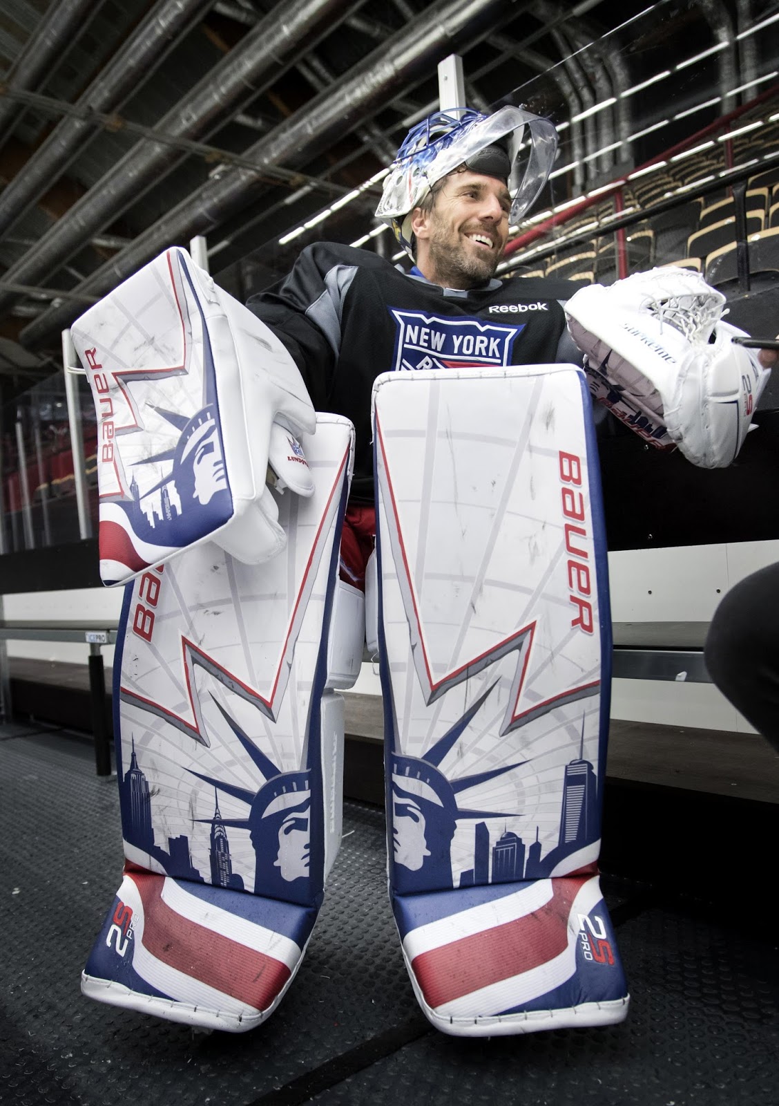 The Henrik Lundqvist Blog See a Picture of Henrik Lundqvist in his New