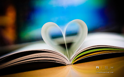 I-Love-books-HD-wallpapers-Love-symbols-in-books-HD-wallpapers