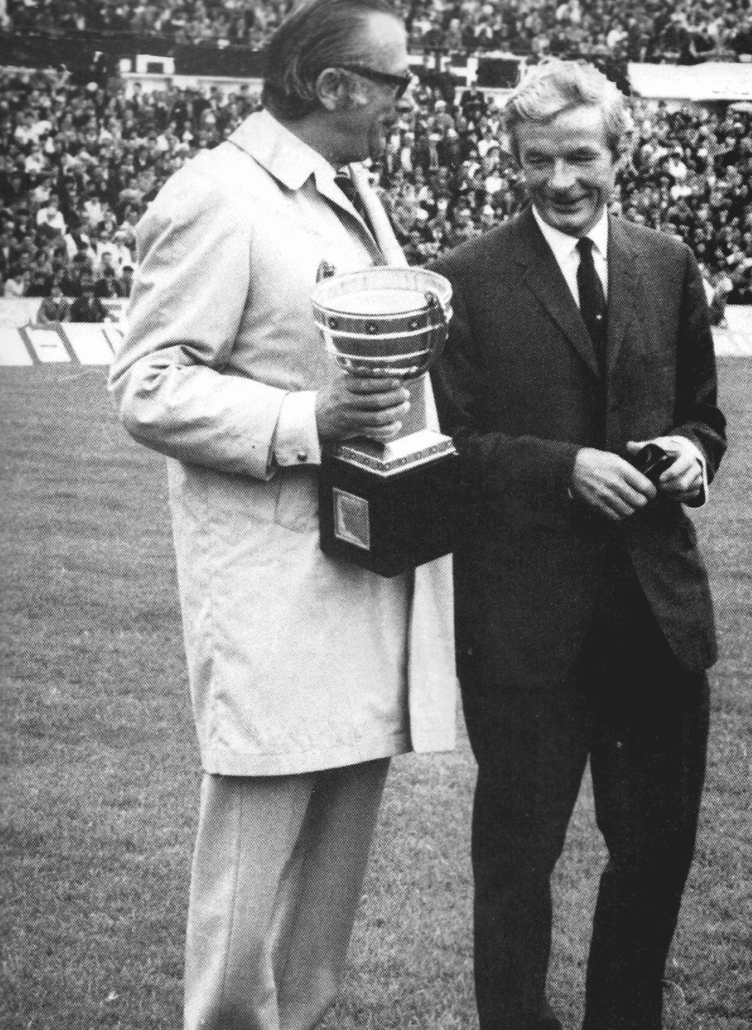 Em Defesa Do Benfica Hagan No Quarto Anel Ha 20 Anos