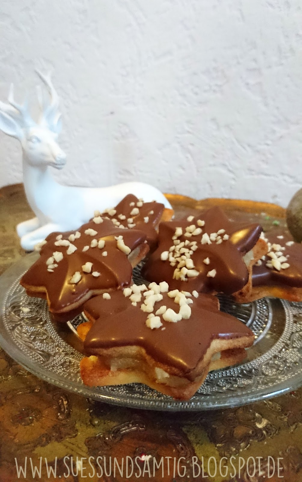Süß &amp; Samtig: Kirsch-Marzipan-Sterne
