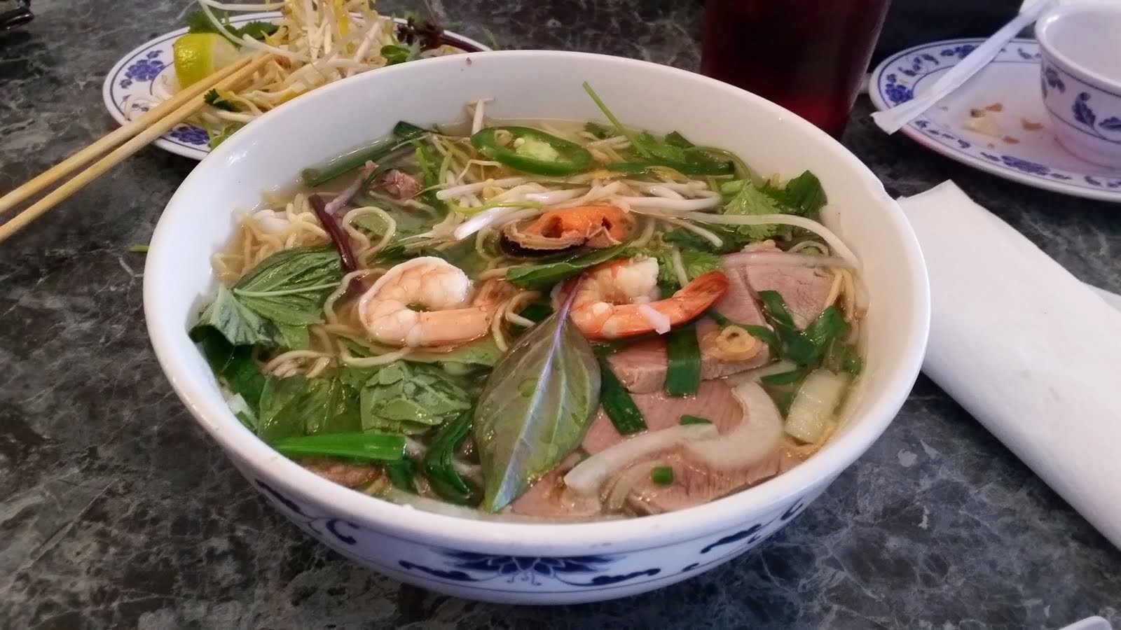 Eating Out Vietnamese Cafe, Kansas city, Missouri