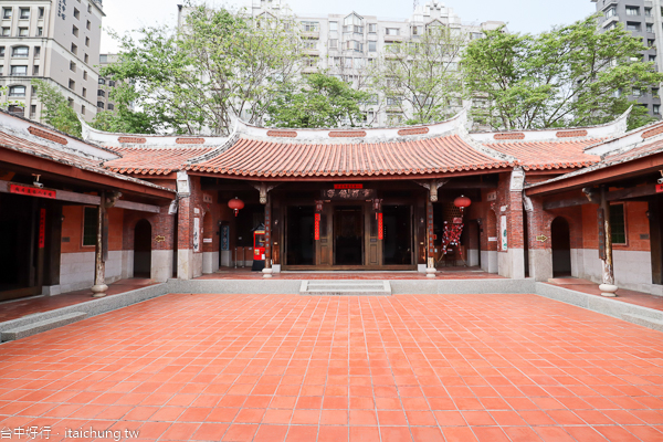 台中民俗公園(台灣民俗文物館)，全台首座傳統閩南式建築的公園