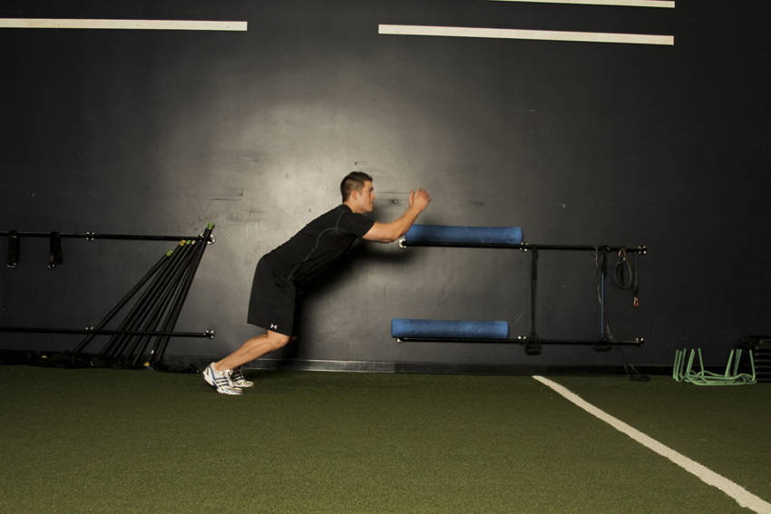 Stand long. техника выполнения прыжка в длину с места. Standing long jump. Standing worktable man. прыжки в длину с места отталкивание.