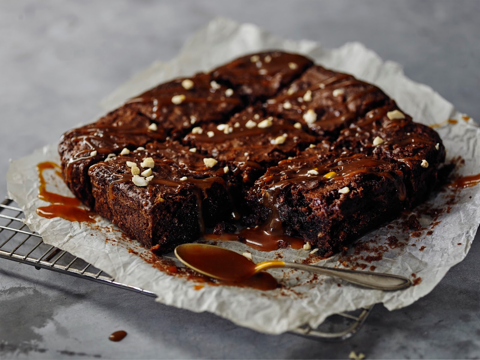 Monty Bojangles Choccy Scoffy Brownies Monty Bojangles Choccy Scoffy Brownies