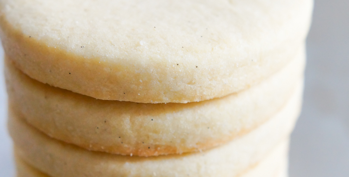 Vanilla Bean Cut-Out Cookies : no-chill, no spread sugar cookie recipe for decorating
