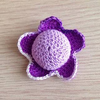 PATRON FLOR AMIGURUMI 28219