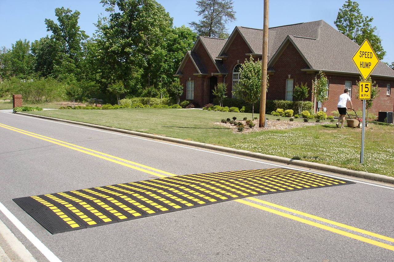 traffic calming speed humps