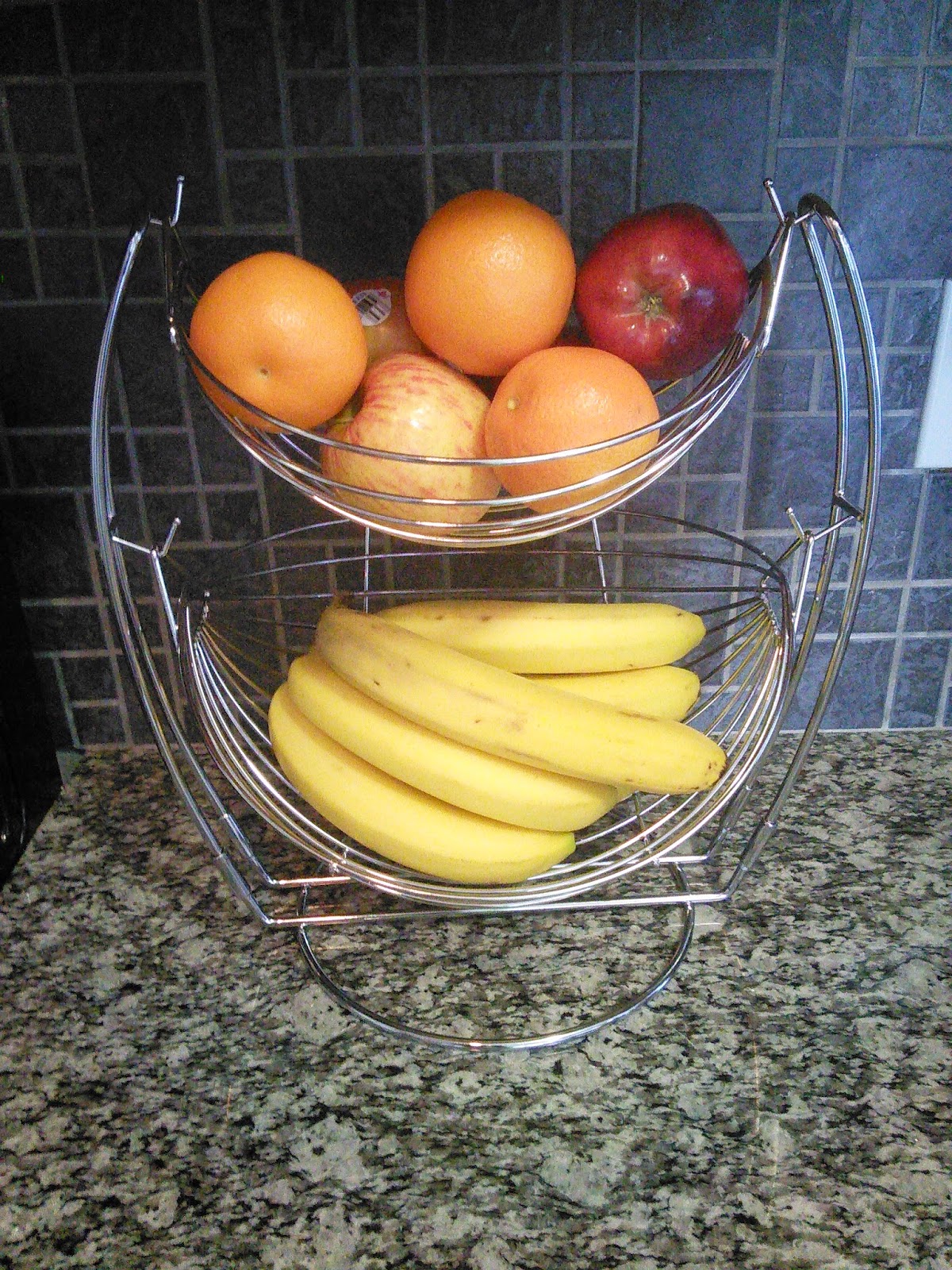 Mom Knows Best Francois Et Mimi Hammock Two Tier Fruit Bowl Has When I Saw This Fruit Bowl Just Had To Have It Is Such A Unique Way On The Counter Top Love How S So