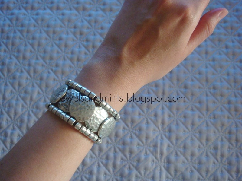 Jewels+Mints JewelMint's EverChanging Mumbai Bracelet Photos (4