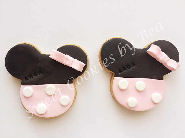 Galletas Minnie rosa con fondant