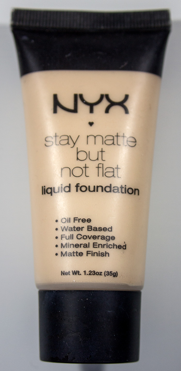 Serena De neiging hebben Brood WARPAINT and Unicorns: NYX Stay Matte But Not Flat Liquid Foundation in  Ivory : Swatches & Review