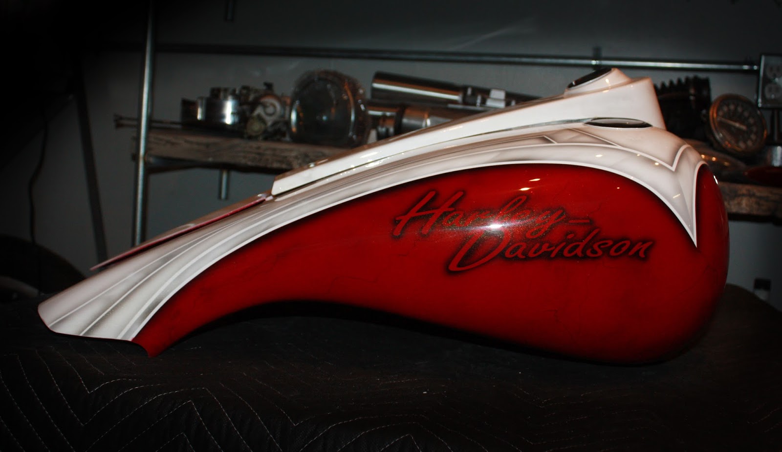 Online Motorcycle Paint Shop pearl white and candy apple red two tone