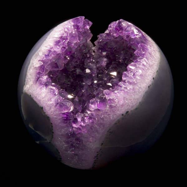 Resultado de imagem para Pedras Violeta: beneficiam a transmutação e espiritualidade