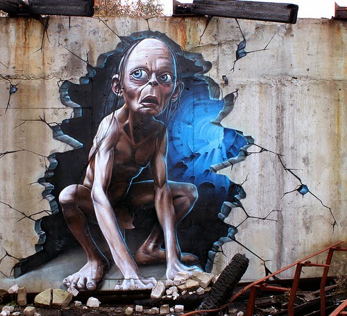 04-Smeagol-Gollum-Andy-Serkis-The-Hobbit-Lord-of-The-Rings-SmugOne-Graffiti-Artist-3D-www-designstack-co