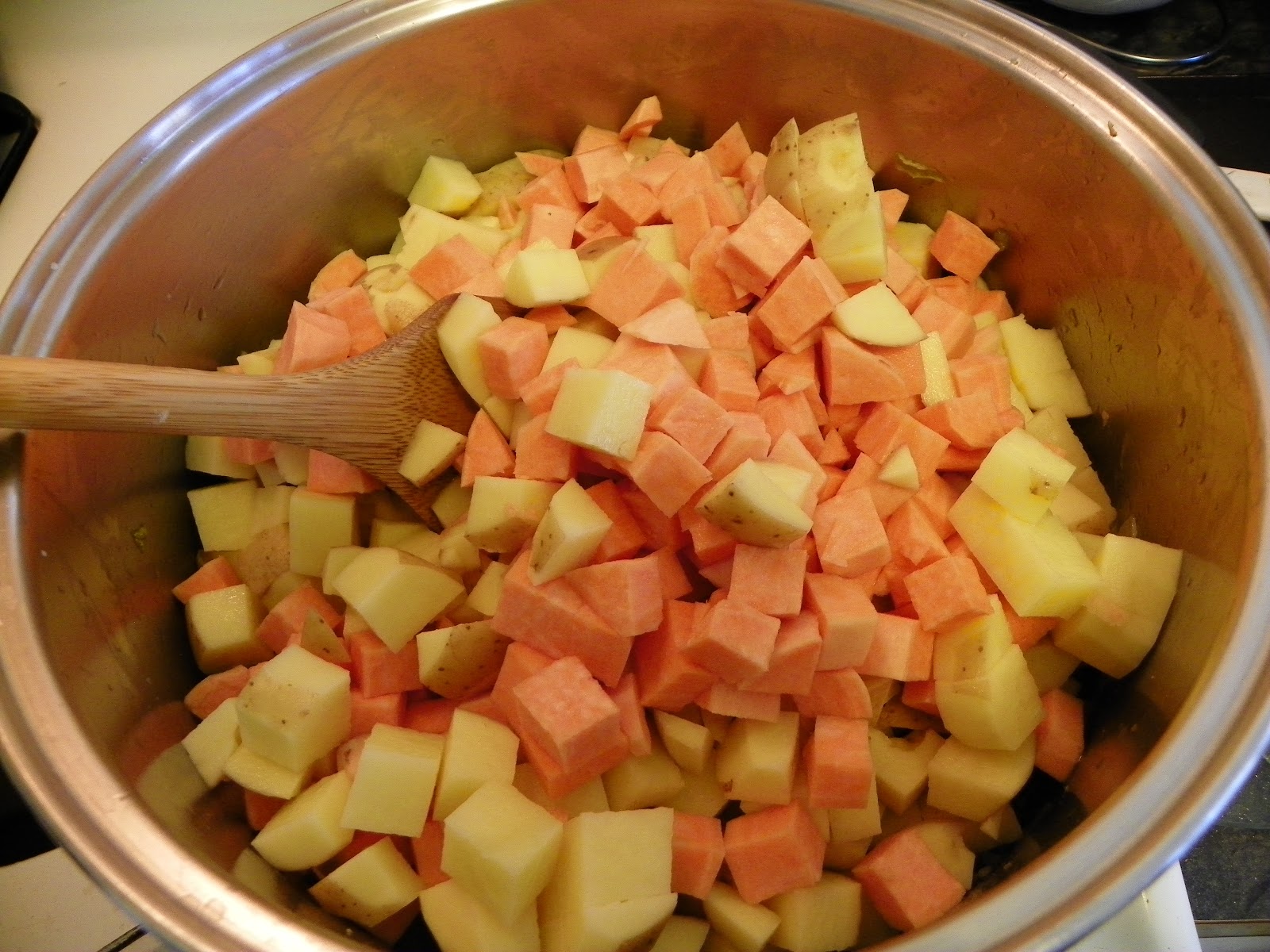 Homestyle Cooking Around The World Potato Ham and Kale Soup