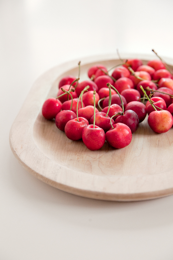 fresstyler fooding and styling In Season Rainier Cherries