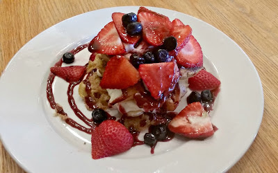 Hudson Cafe's gluten-free Very Berry Stuffed French Toast Hudson Cafe's Very Bery French Toast