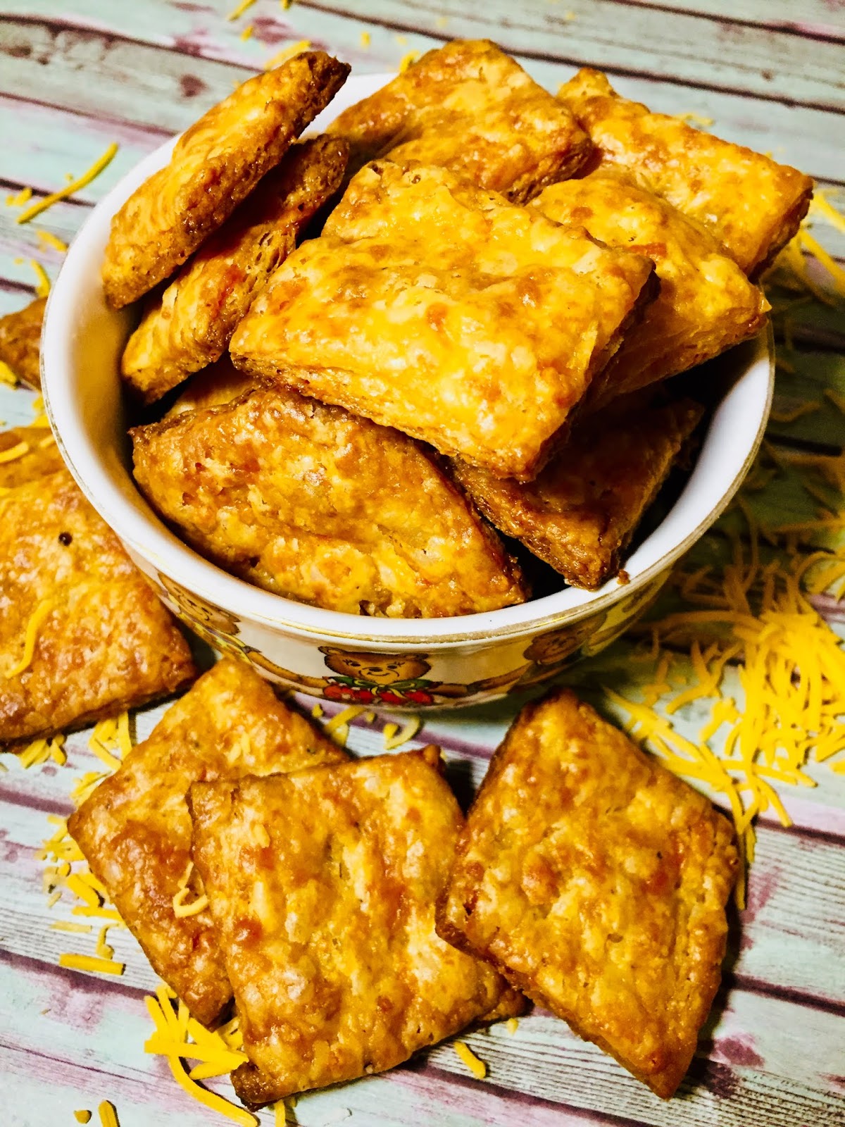Extra Toasty Cheddar Cheese Crackers