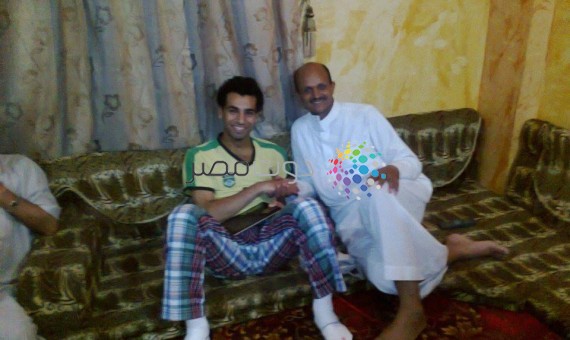 صور محمد صلاح تحكى قصته مع عائلتة وزوجتة