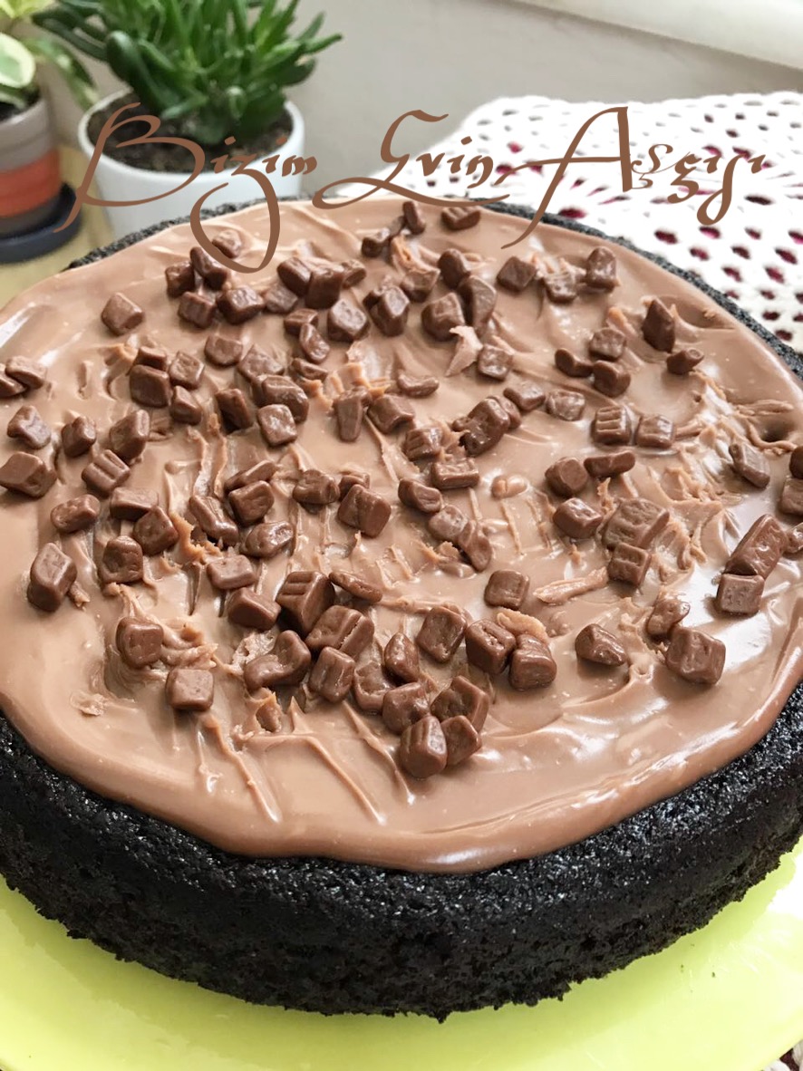 Çikolatalı Kolay Pasta