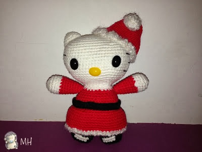 Kitty navideña amigurumi