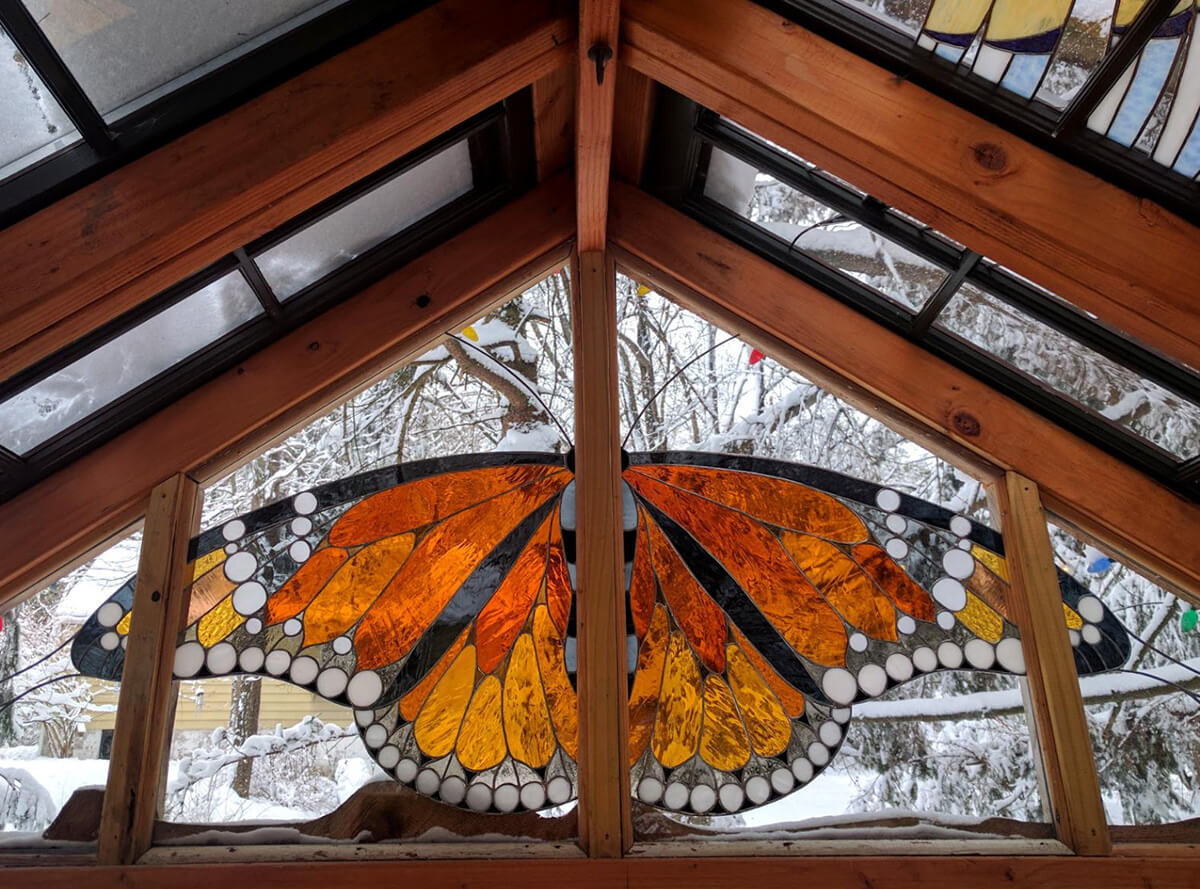 Artist Creates A Mindblowing Cabin In The Woods Made Of Stained Glass
