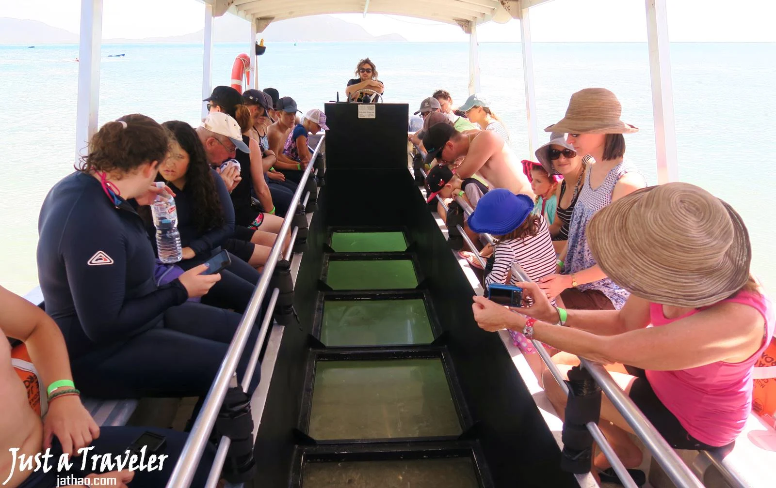 凱恩斯-大堡礁-翡翠島-玻璃底船-內堡礁-浮潛-潛水-推薦-旅遊-自由行-澳洲-Carins-Great-Barrier-Reef-Fitzroy-Island-Snorkel-Diving-Travel-Australia