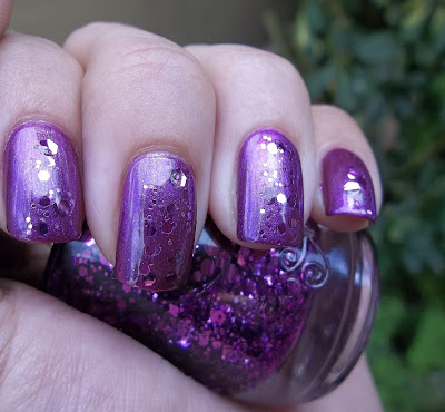 glitter nail polish