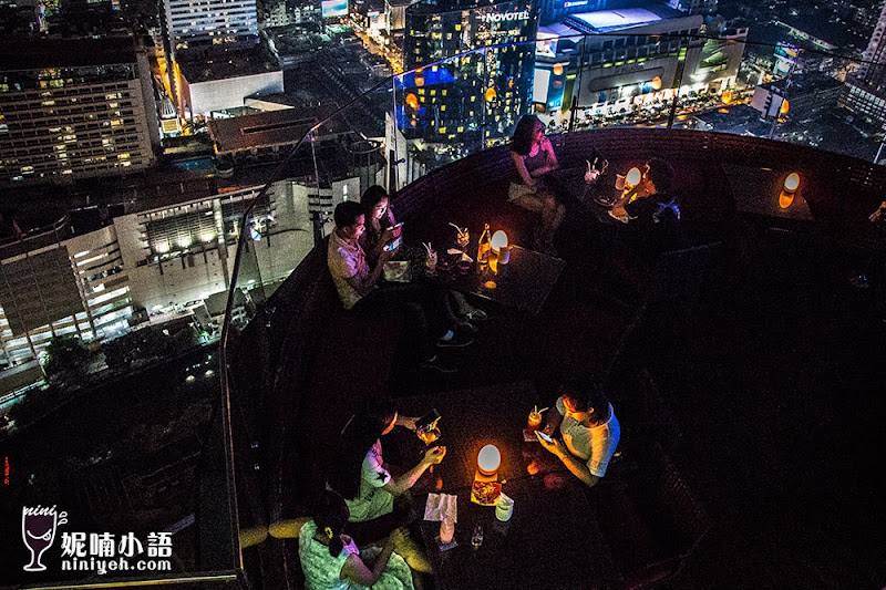 【曼谷景點】Red Sky Bar。消費門檻最低的雙層高空酒吧 【曼谷景點】Red Sky Bar。消費門檻最低的雙層高空酒吧