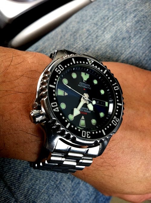 RON'S WATCH GALLERY: CITIZEN AUTOMATIC DIVER'S WATER RESIST 200M