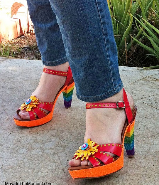 iLoveToCreate Blog: MAYA IN THE MOMENT: Double Rainbow Glittered Sandals