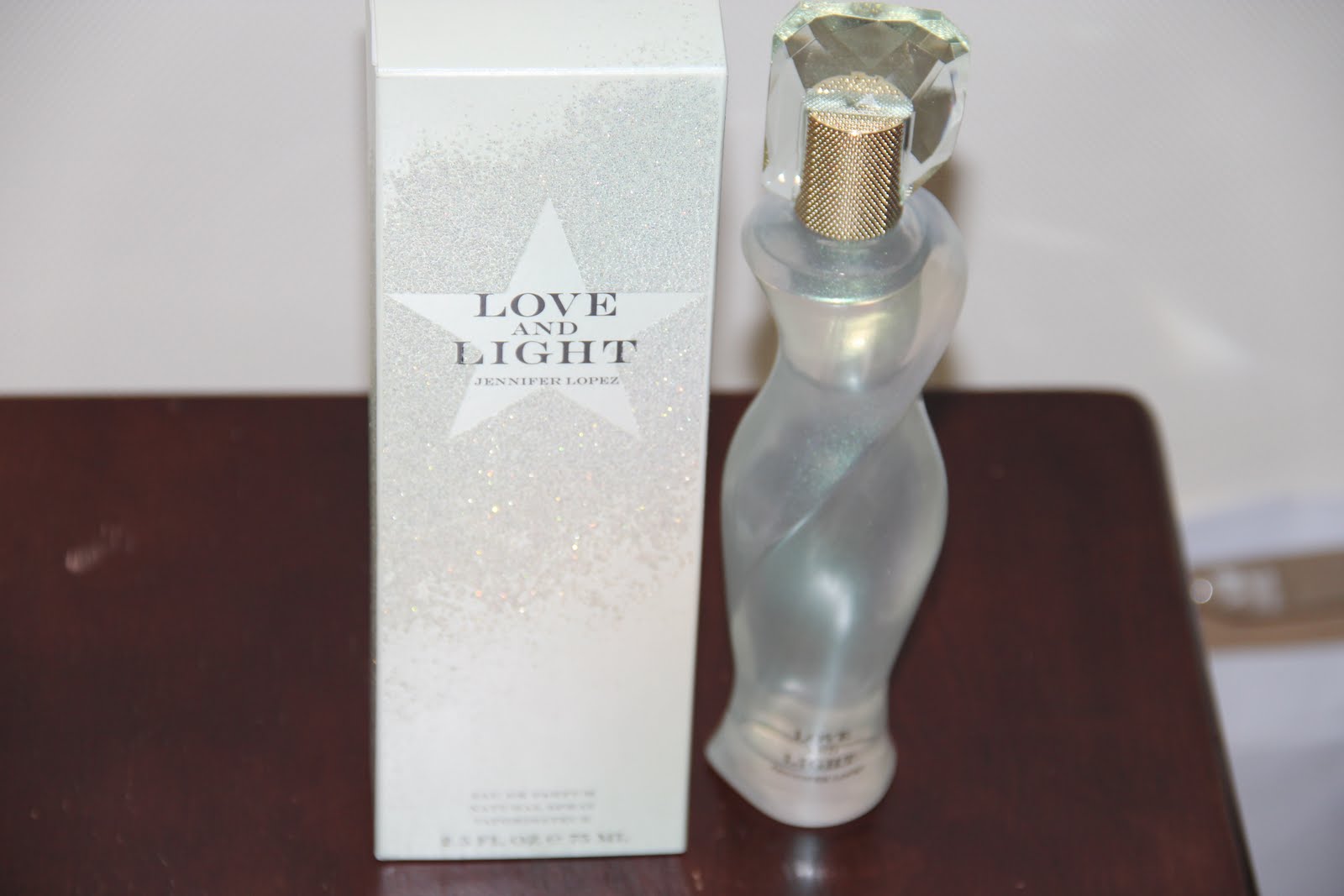 jennifer lopez love and light perfume