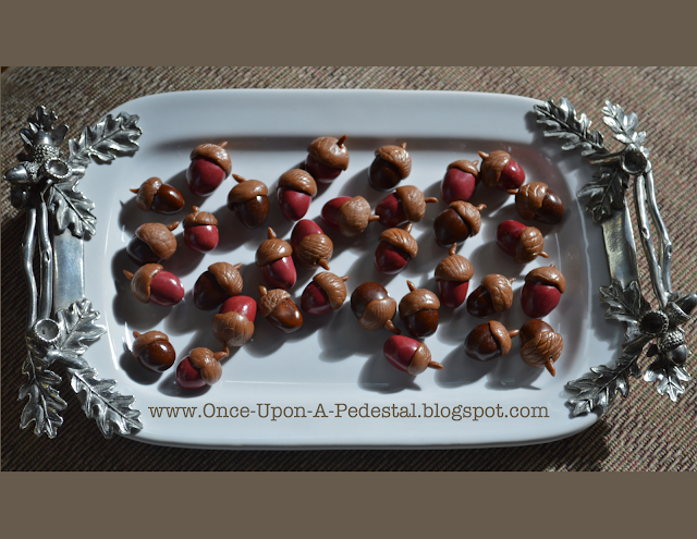 edible-acorns-free-tutorial-deborah-stauch-peanut-m&ms-tootsie-rolls-chocolate-fall