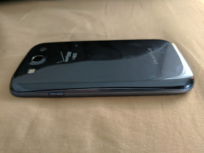 Check Your Work, Make Sure the Edge Seam Looks Good Check your work and make sure the edge seam of the Galaxy S3 back cover looks good.